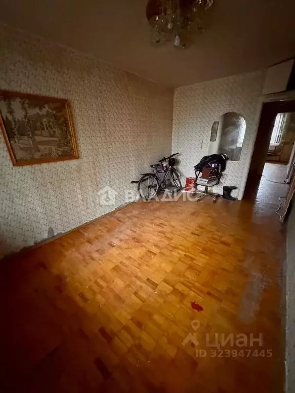 2-к кв. Волгоградская область, Волгоград ул. 8-й Воздушной Армии, 34 ... - Фото 1