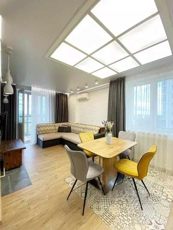 1-к кв. Кировская область, Киров ул. Калинина, 40 (60.0 м) - Фото 1