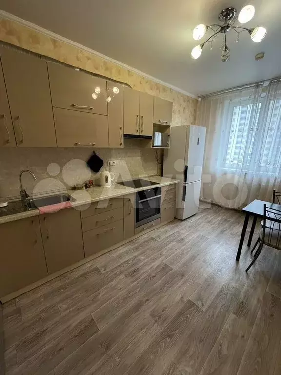 1-к. квартира, 42 м, 5/16 эт. - Фото 0