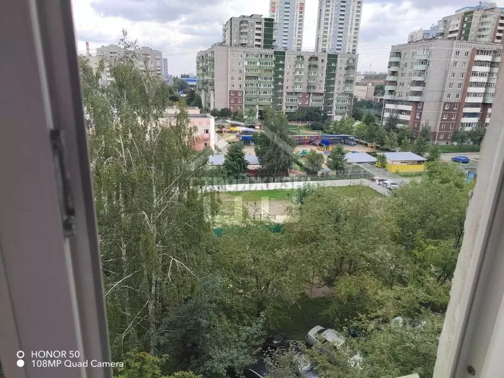 3-к кв. Свердловская область, Екатеринбург бул. Самоцветный, 6 (63.9 ... - Фото 1