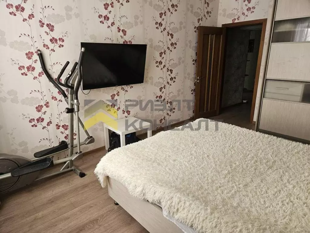 2-к кв. Омская область, Омск ул. Степанца, 3 (64.0 м) - Фото 1