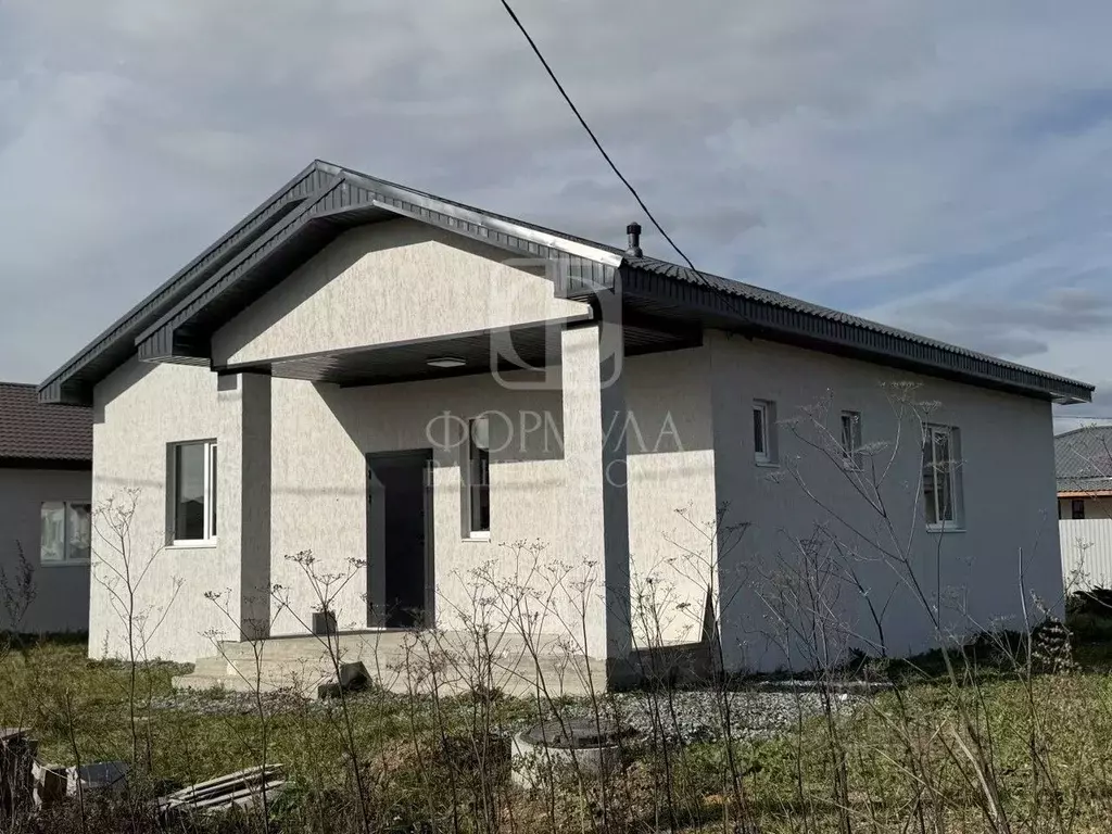 Дом в Свердловская область, Белоярский муниципальный округ, пос. ... - Фото 1