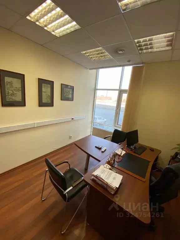 Офис в Санкт-Петербург наб. Воскресенская, 4 (517 м) - Фото 1