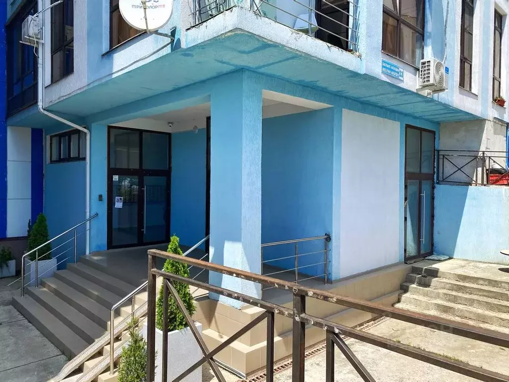 Помещение свободного назначения в Краснодарский край, Сочи Адлер ... - Фото 1