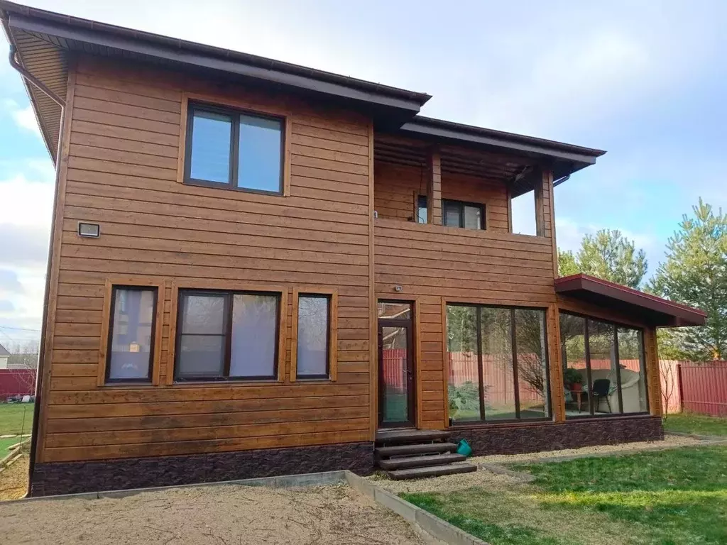 Коттедж в Калужская область, Совхоз Боровский с/пос, д. Комлево ул. ... - Фото 1