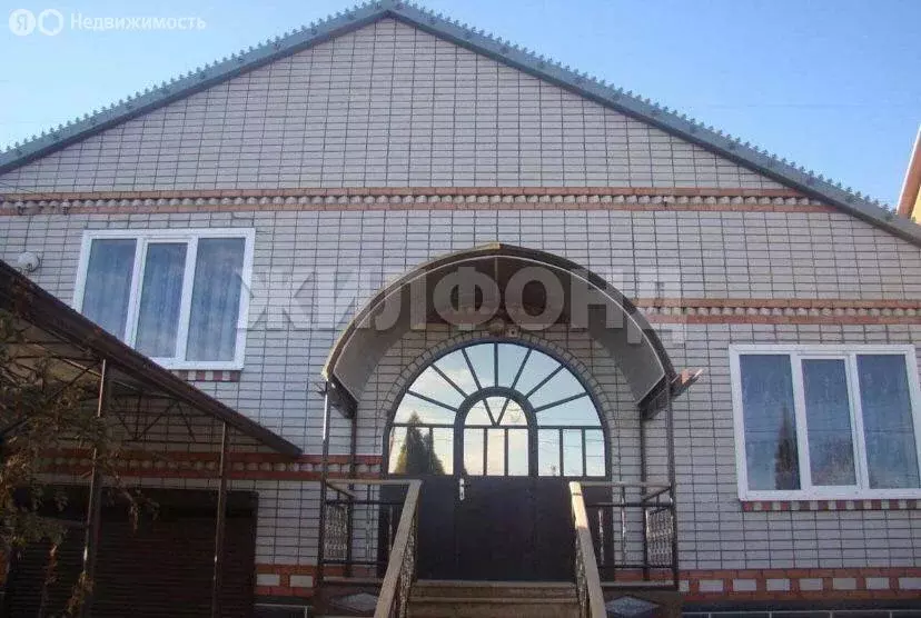 Дом в Георгиевск, Зелёная улица (300 м) - Фото 1