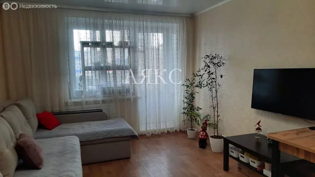 3-комнатная квартира: Ишимбай, улица Чкалова, 12 (59 м) - Фото 1