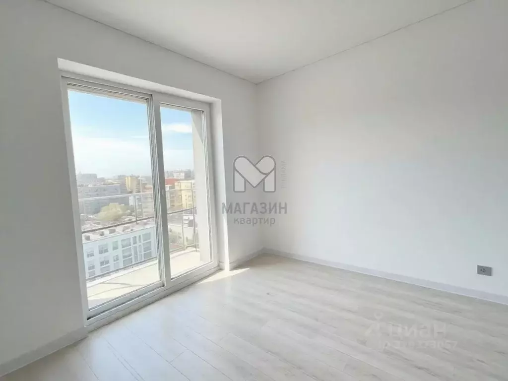 Студия Санкт-Петербург Октябрьская наб., 32 (27.0 м) - Фото 2