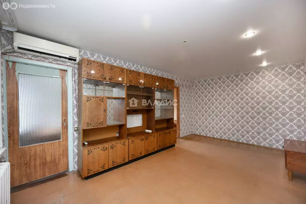 3-комнатная квартира: Благовещенск, улица Горького, 190 (47 м) - Фото 1