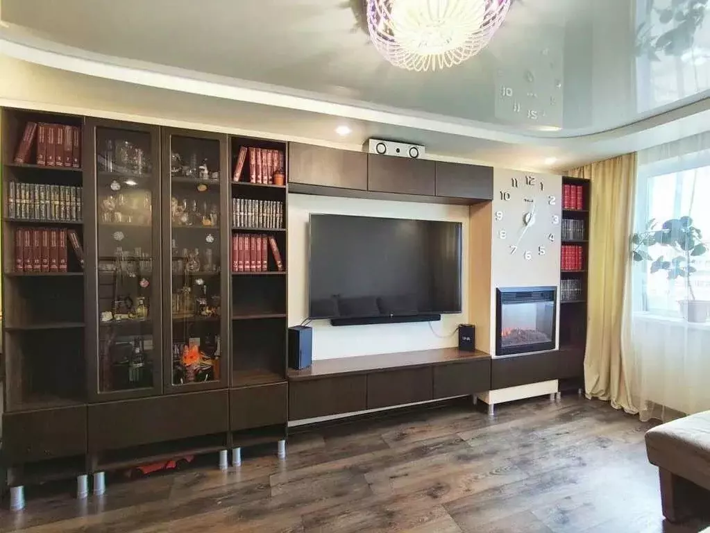 2-к кв. Челябинская область, Магнитогорск ул. Ворошилова, 8 (52.3 м) - Фото 1