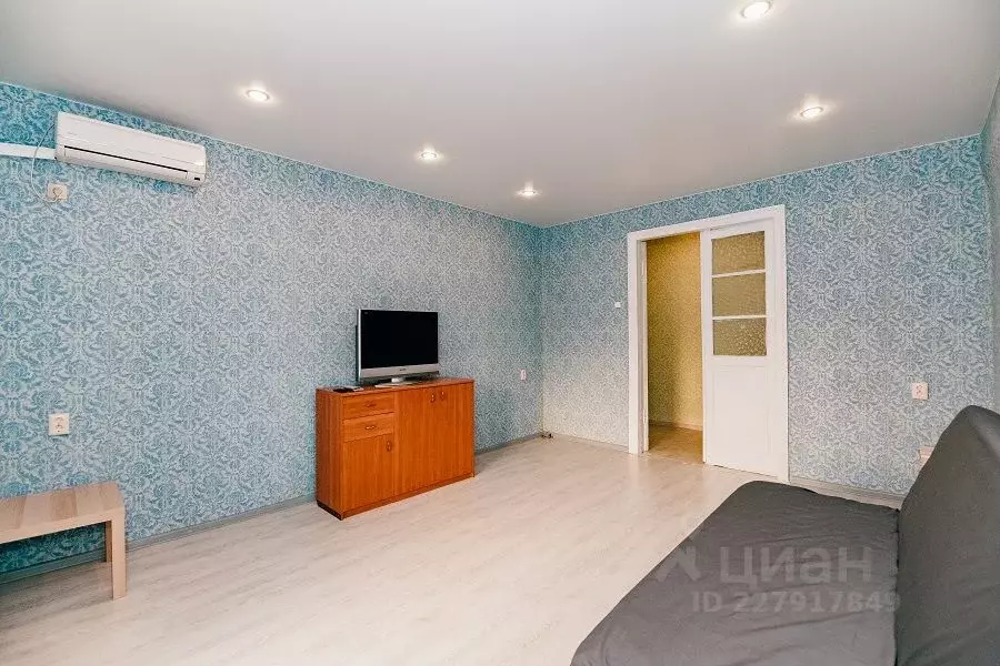 2-к кв. Татарстан, Казань ул. Гаяза Исхаки, 8 (60.0 м) - Фото 1