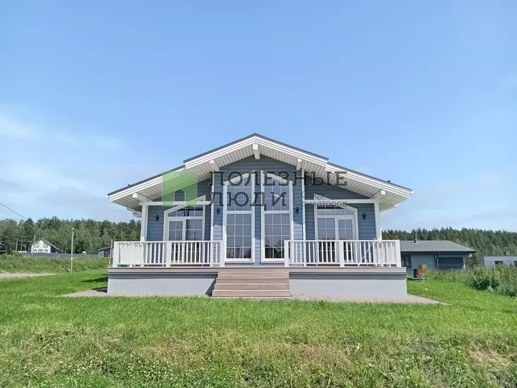 Дом в Ленинградская область, Приозерский район, Красноозерное с/пос, ... - Фото 1