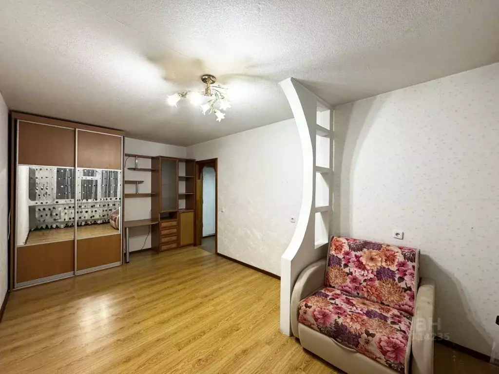 1-к кв. Кировская область, Киров ул. Чистопрудненская, 1к3 (35.0 м) - Фото 1