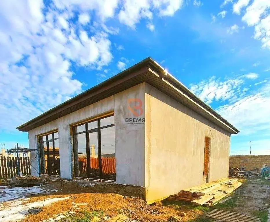 Дом в Севастополь с. Осипенко, ул. Енисейская (110 м) - Фото 1