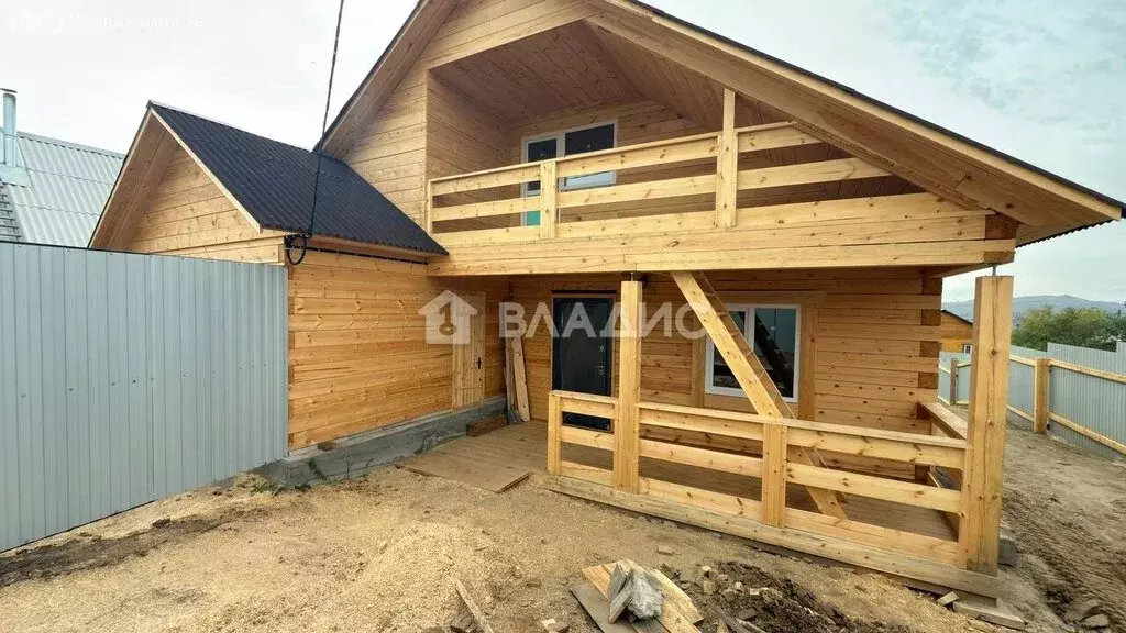 Дом в Нижний Саянтуй, ДНТ Багульник, 1-й квартал, 893 (150 м) - Фото 1