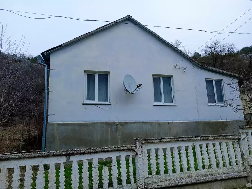 Дом в Крым, Бахчисарайский район, с. Красный Мак  (68 м) - Фото 0