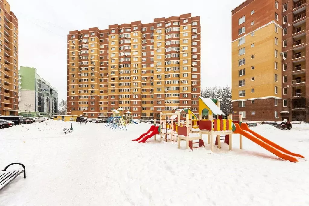 Продается 3-комнатная квартира - Фото 1