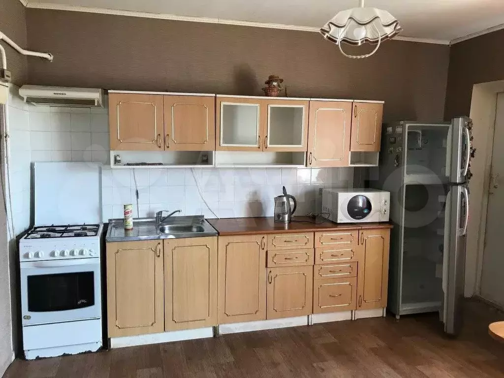 4-к. квартира, 77,7 м, 1/1 эт. - Фото 1