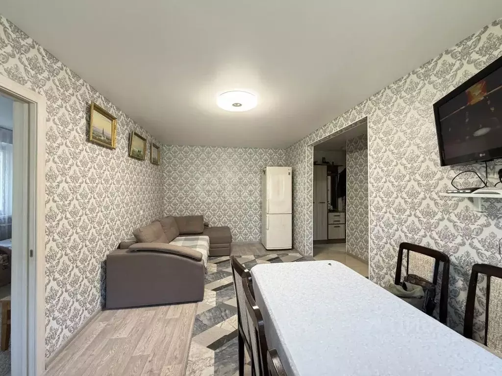 2-к кв. Калмыкия, Элиста ул. Ю. Клыкова, 136 (46.0 м) - Фото 1