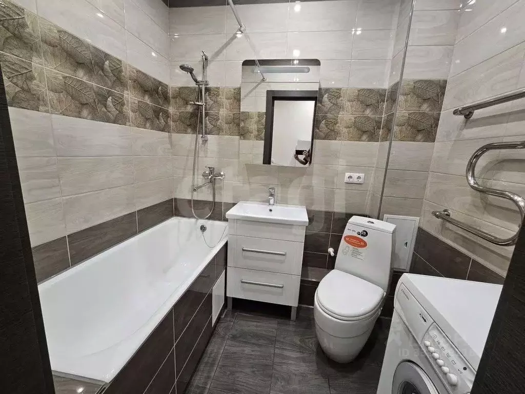 2-к кв. Алтайский край, Барнаул Интернациональная ул., 101 (50.2 м) - Фото 1
