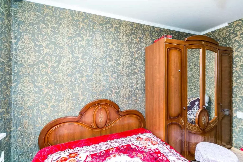 2-к кв. Ханты-Мансийский АО, Сургут ул. Крылова, 7 (54.0 м) - Фото 0