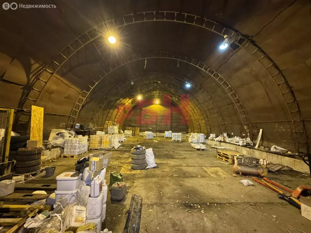 Склад (300 м) - Фото 1