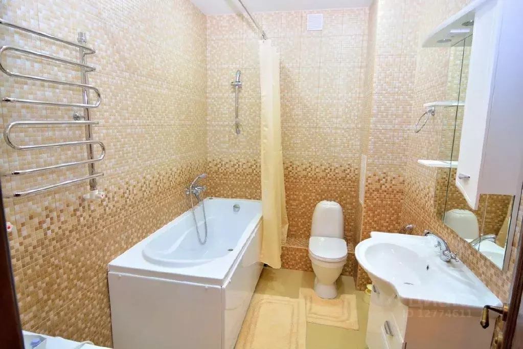 2-к кв. Астраханская область, Астрахань ул. Генерала Епишева, 65 (80.0 ... - Фото 2