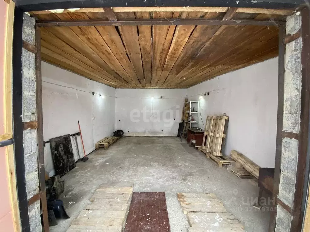 Гараж в Ханты-Мансийский АО, Ханты-Мансийск ул. Патриса Лумумбы, 1/14 ... - Фото 1