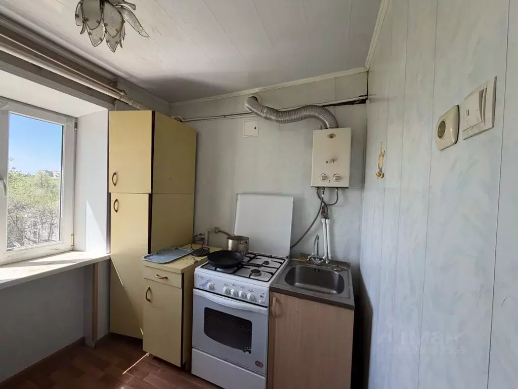 2-к кв. Астраханская область, Астрахань ул. 28-й Армии, 6 (46.0 м) - Фото 2
