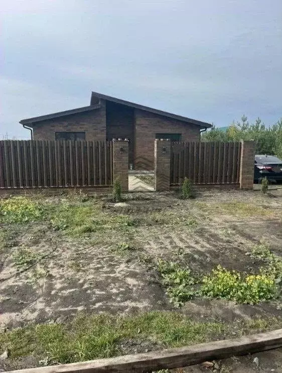 Коттедж в Белгородская область, Старооскольский городской округ, с. ... - Фото 1