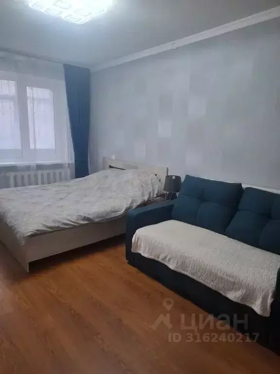 1-к кв. Ростовская область, Шахты Садовая ул., 28 (40.0 м) - Фото 1