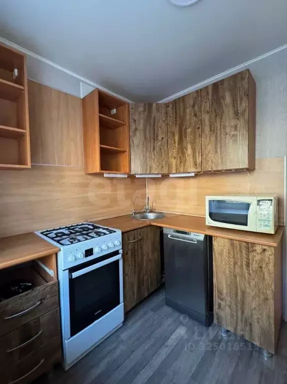 2-к кв. Тюменская область, Тюмень Одесская ул., 41 (43.0 м) - Фото 2