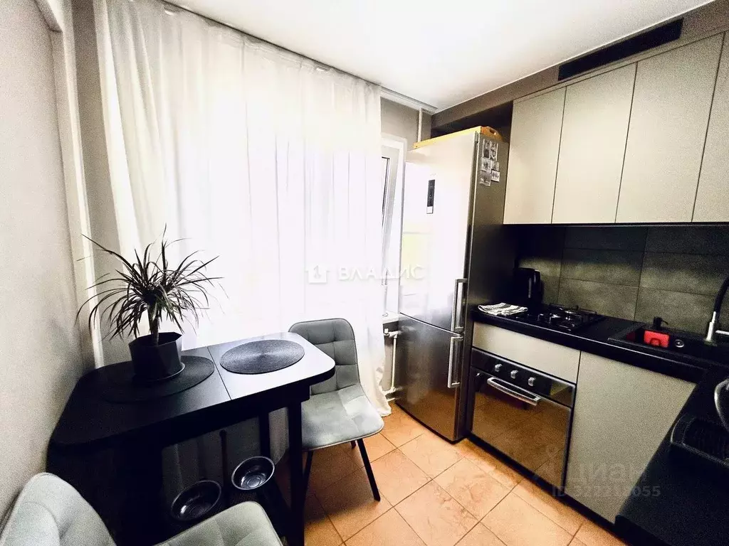 2-к кв. Волгоградская область, Волгоград ул. 51-й Гвардейской Дивизии, ... - Фото 1