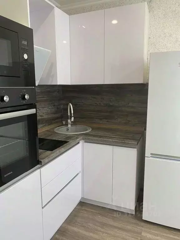 Студия Красноярский край, Ачинск ул. Мира, 13 (41.0 м) - Фото 0