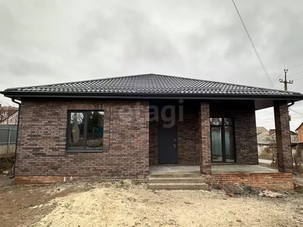 Дом в Ростовская область, Новочеркасск ул. Булавина (120 м) - Фото 1