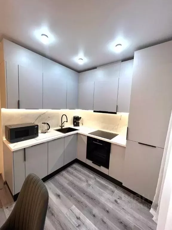 1-к кв. Омская область, Омск ул. 70 лет Октября, 3/5 (42.0 м) - Фото 2