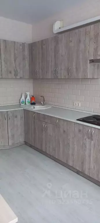 2-к кв. Брянская область, Брянск ул. Имени А.М. Рекункова, 4 (65.0 м) - Фото 1