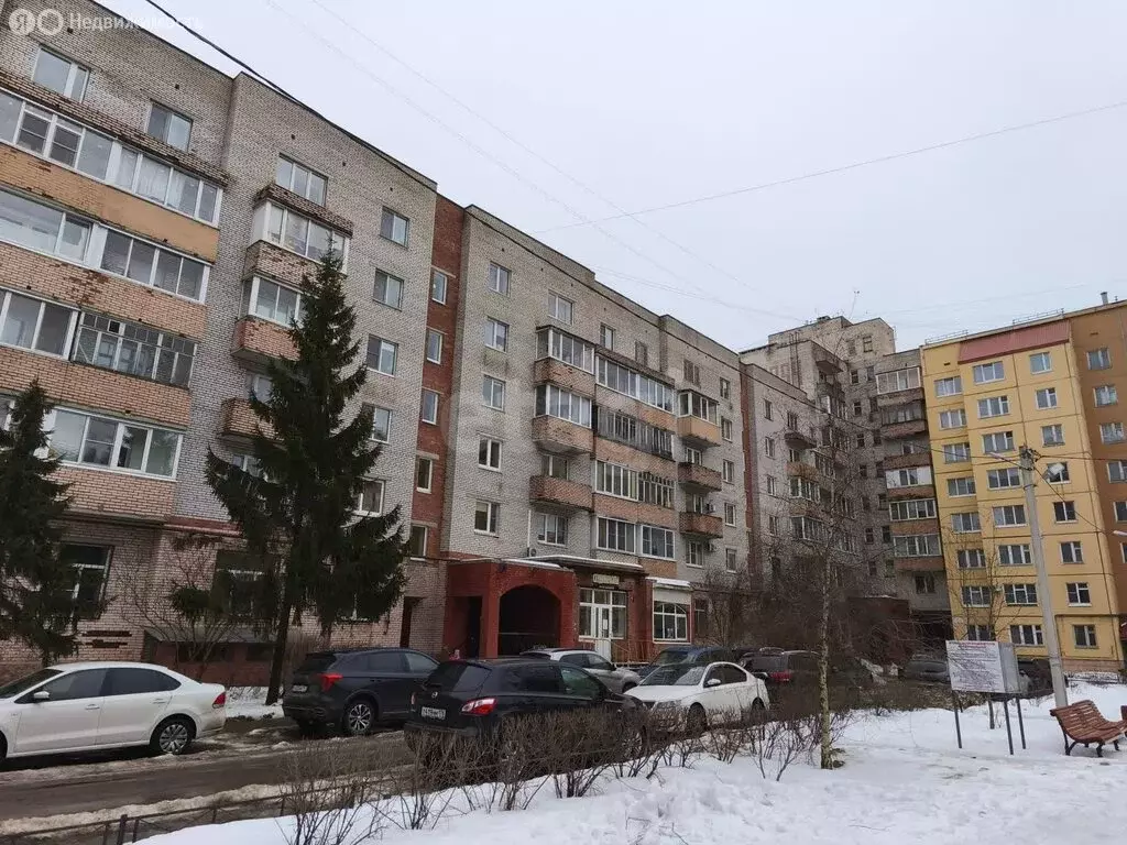 3-комнатная квартира: Гатчина, бульвар Авиаторов, 3к1 (77.5 м) - Фото 2