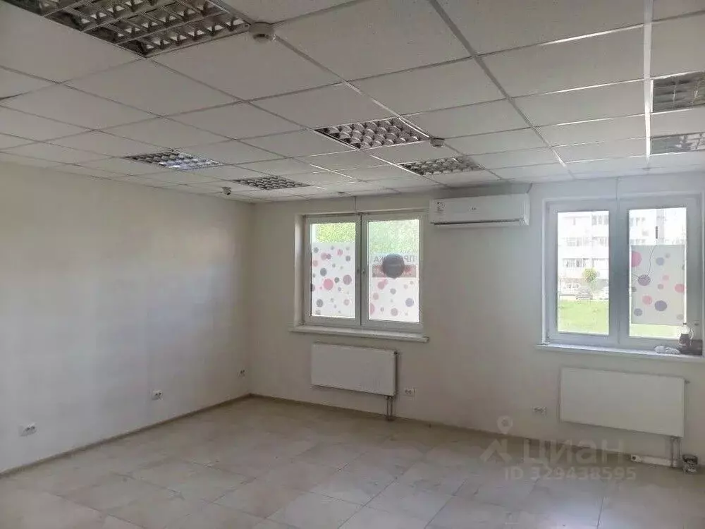 Офис в Краснодарский край, Краснодар ул. Героев-Разведчиков, 22 (71 м) - Фото 2