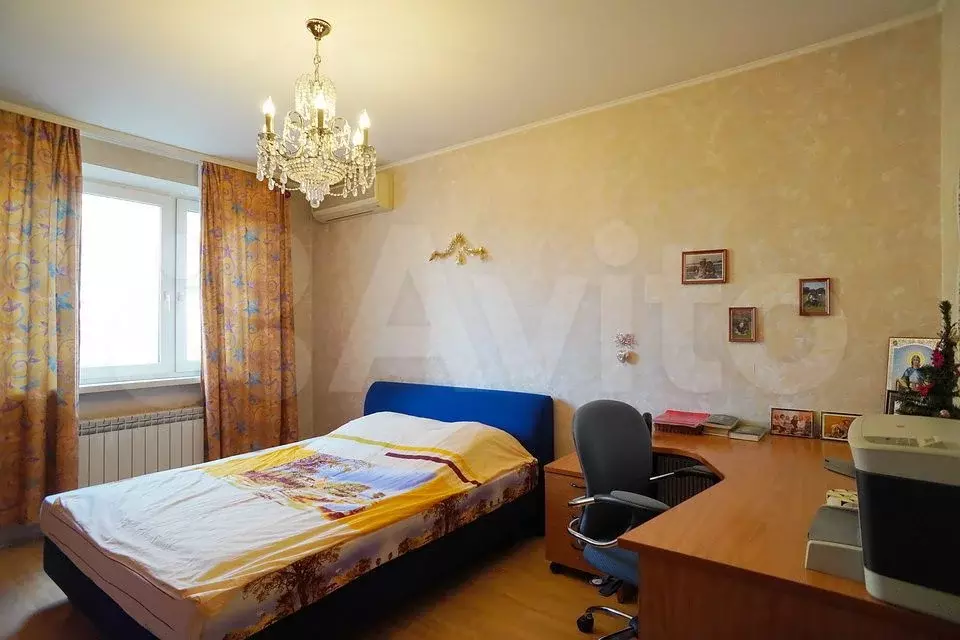 Комната 22 м в 3-к., 5/17 эт. - Фото 1