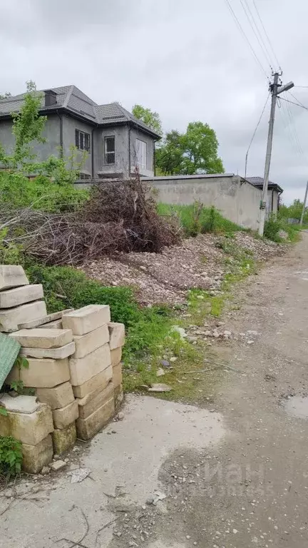 Участок в Кабардино-Балкария, Нальчик ул. Убыхская, 23 (8.8 сот.) - Фото 0