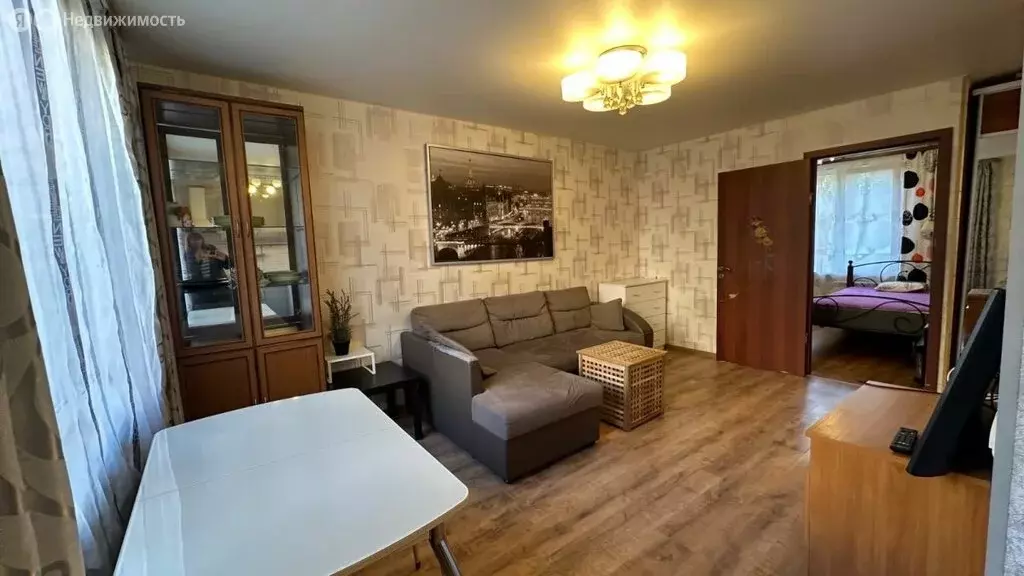 4-комнатная квартира: Санкт-Петербург, проспект Ветеранов, 44 (49.4 м) - Фото 2