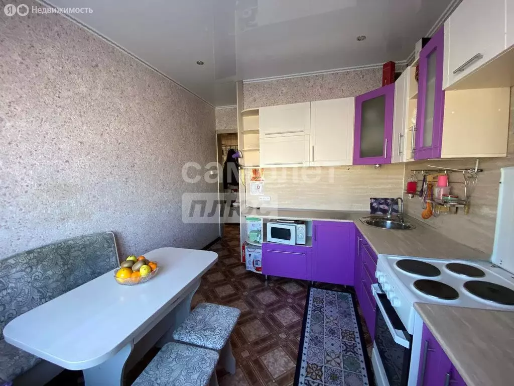 3-комнатная квартира: Бийск, улица Ильи Мухачёва, 228/2 (63 м) - Фото 1