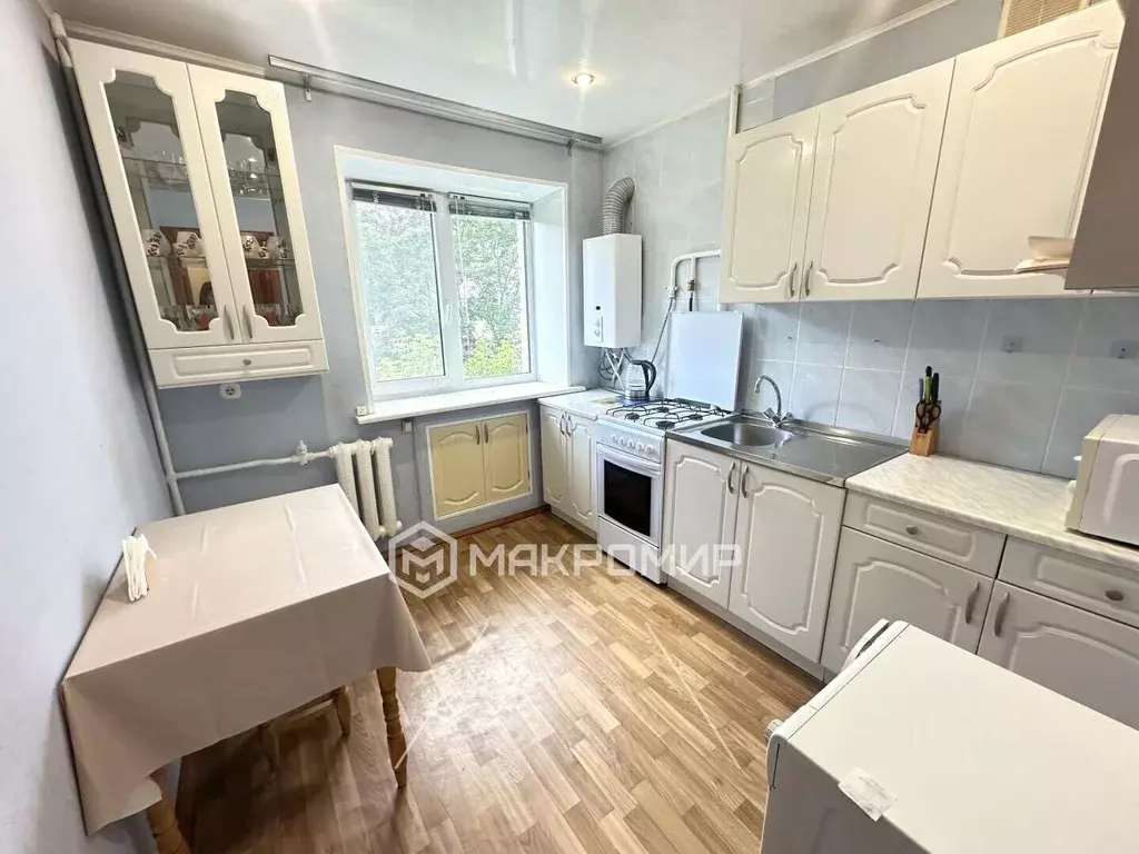 2-к кв. Брянская область, Брянск пер. Горького, 5 (44.0 м) - Фото 1