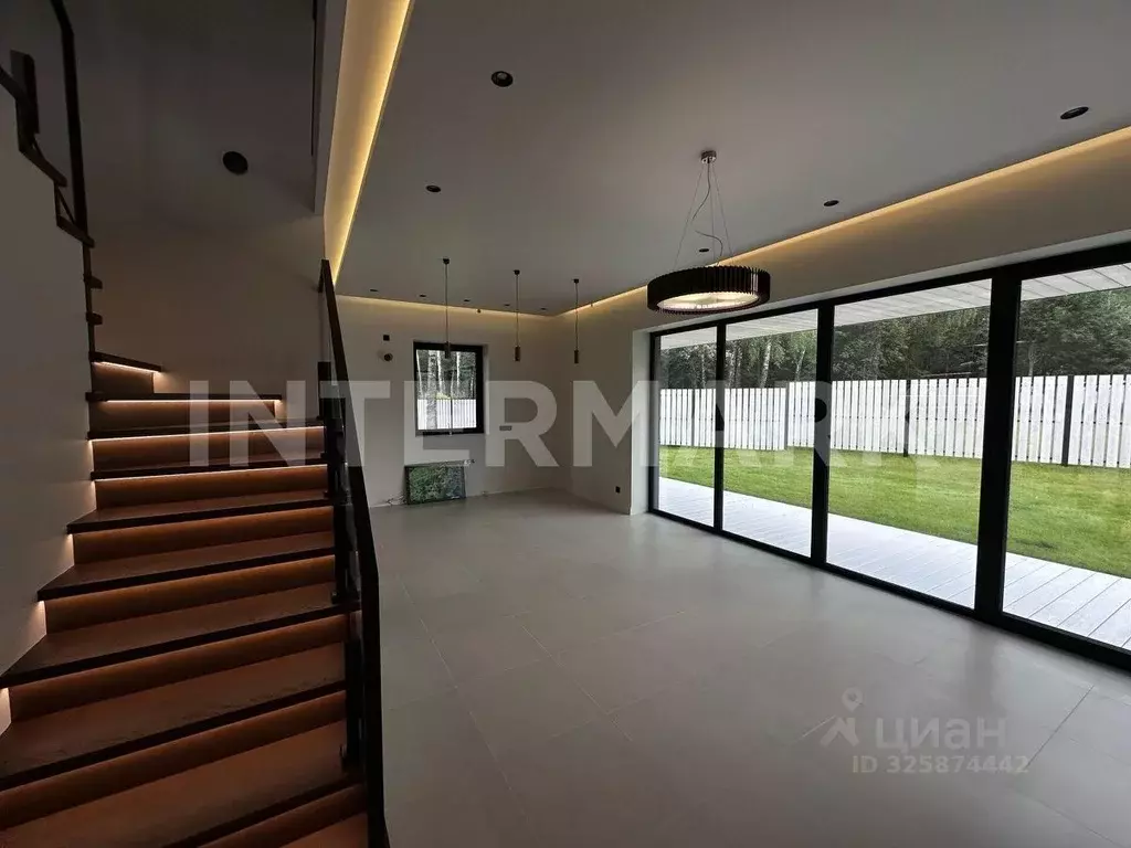 Коттедж в Московская область, Одинцовский городской округ, пос. ... - Фото 2