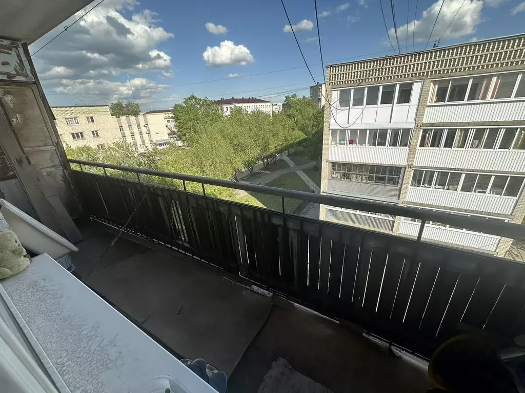 4-к кв. Свердловская область, Каменск-Уральский ул. Тевосяна, 7 (60.0 ... - Фото 1