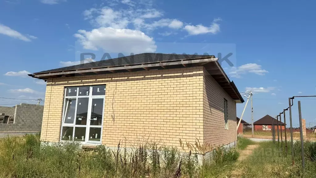 Дом в Адыгея, Майкоп городской округ, пос. Северный ул. Офицерская, 41 ... - Фото 1