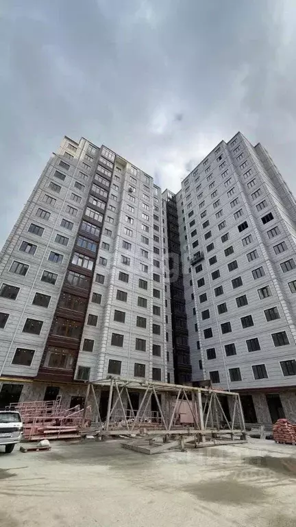 3-к кв. Дагестан, Махачкала ул. Азизова, 38 (97.0 м) - Фото 1