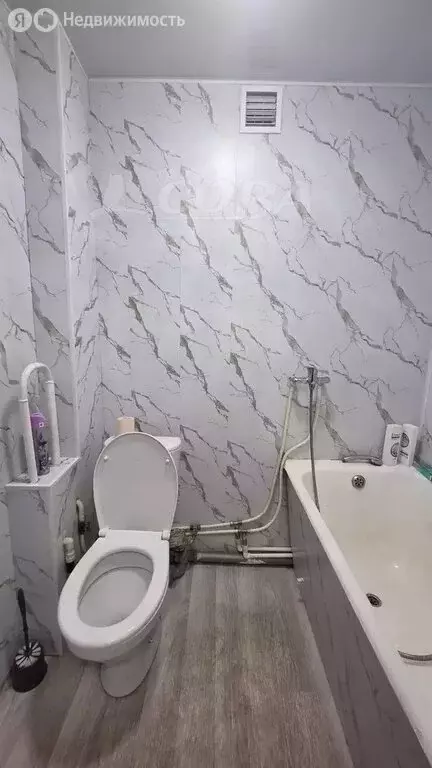 Квартира-студия: Тобольск, 6-й микрорайон, 28А (16.8 м) - Фото 1
