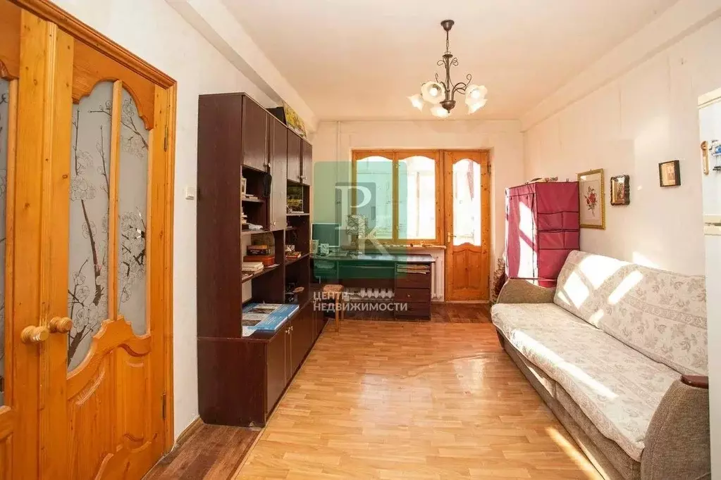 2-к кв. Севастополь просп. Октябрьской Революции, 37 (44.3 м) - Фото 0